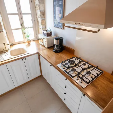 Perliano 度假居 Sukošan